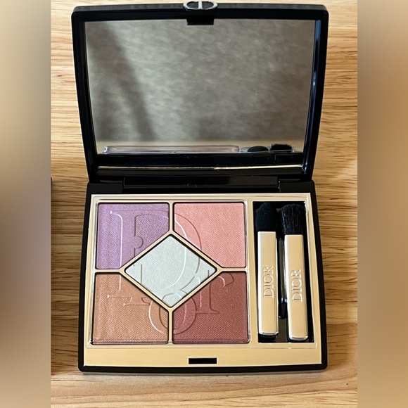 DIOR DIORSHOW 5 Couleurs 933 Pastel Glow Eyeshadow Palette 2024 New - Picture 2 of 5